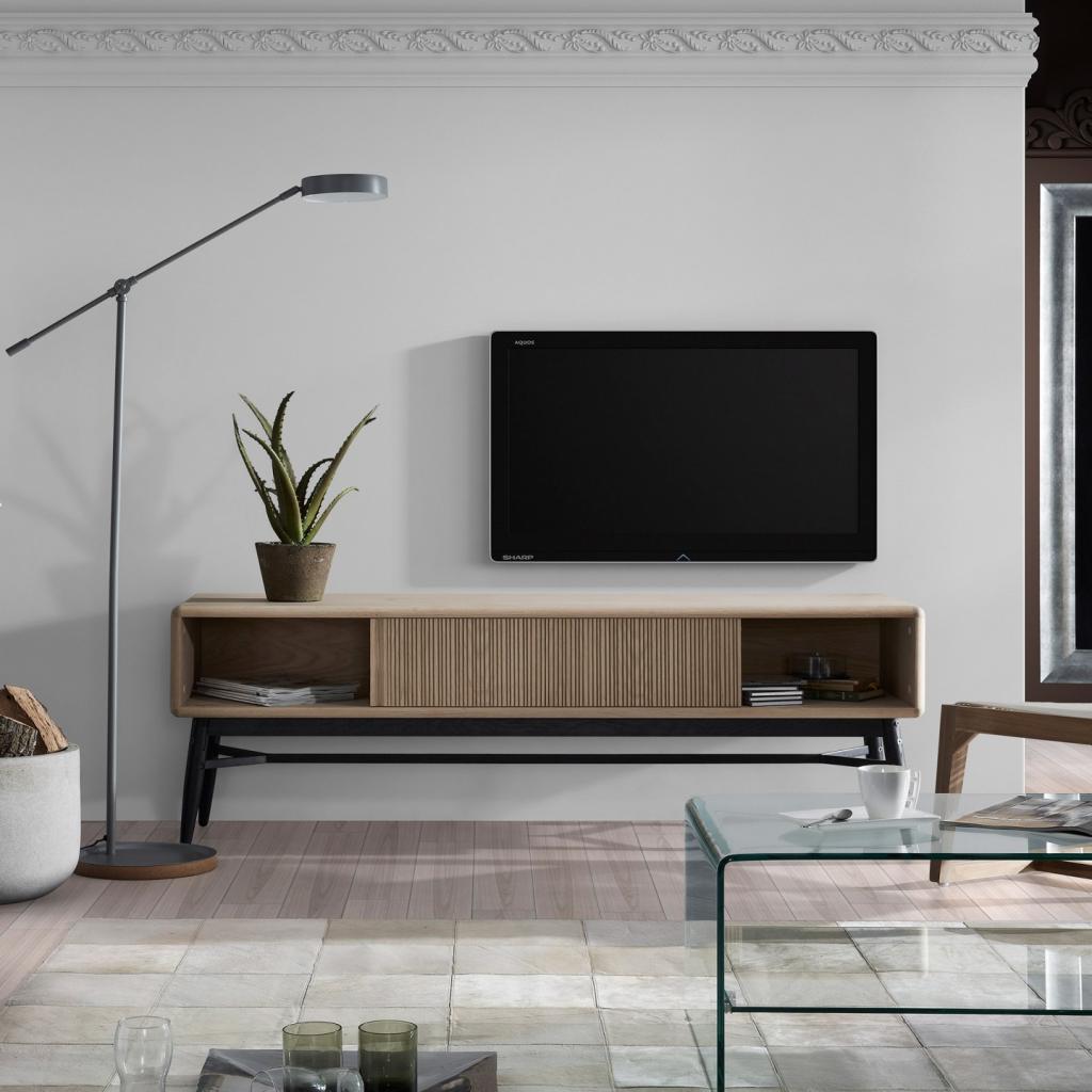 laforma hendrix laforma fernsehschrank hendrix eiche 160x45x55cm la forma laforma hendrix laforma fernsehschrank hendrix eiche 160x45x55cm la forma